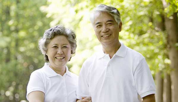 多听滴水声防老人耳鸣